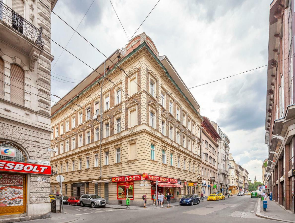 Budapest Broadway Apartment Exterior photo